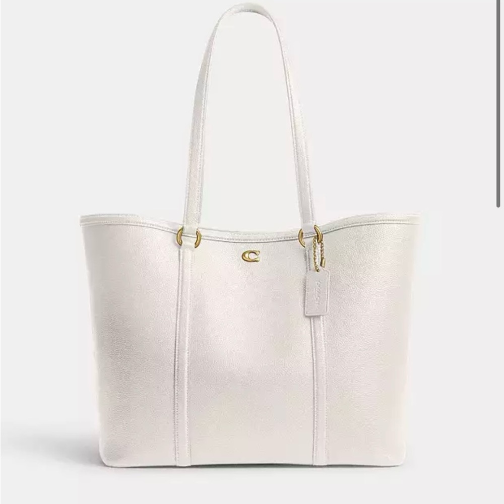 Coach Excl Whsl Refined Pebble Leather Legacy tote